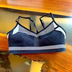 Sports bra